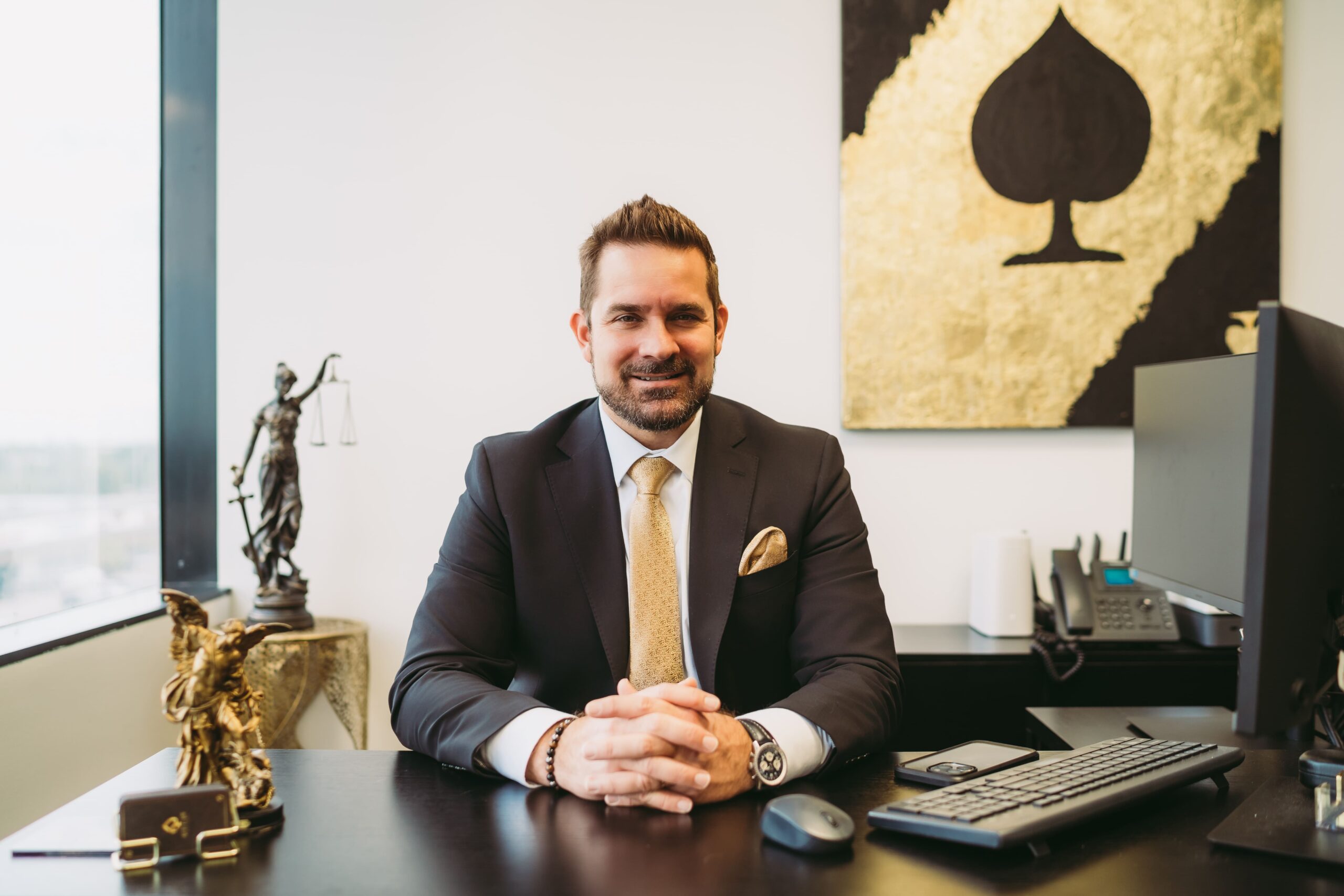 Contract Formations Attorney | Kevin Acevedo